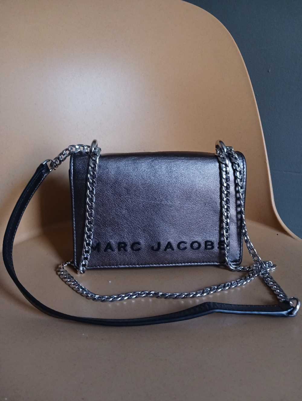 Marc Jacobs Double Take Metalic Leather Convertible Crossbady Bag